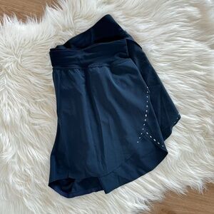 Lululemon Find Your Pace Short